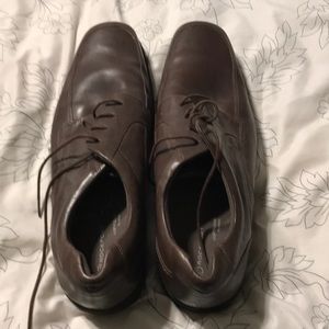 Men’s dress shoes